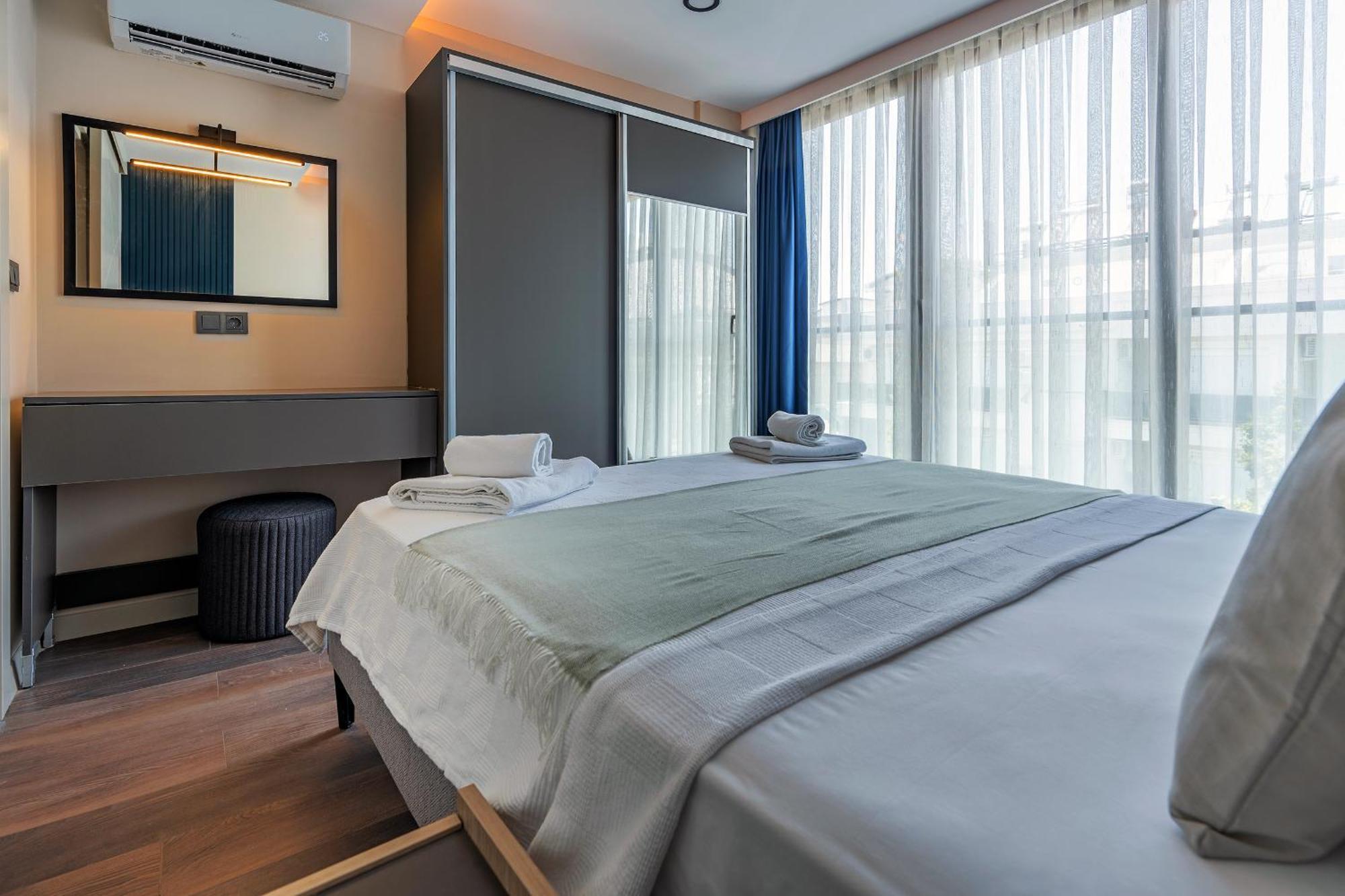 Doqu Suites Hotel Antalya Exterior photo