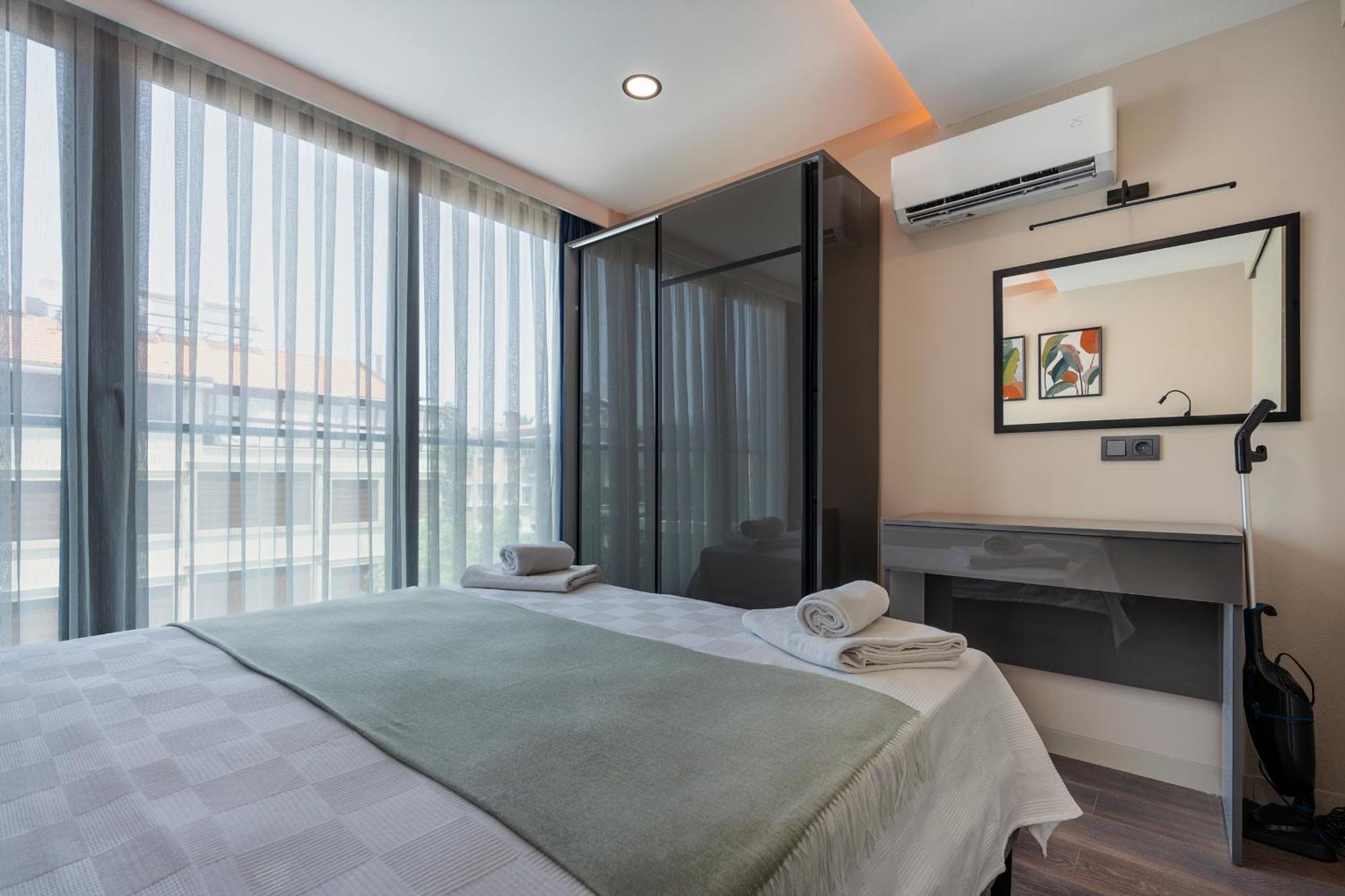 Doqu Suites Hotel Antalya Exterior photo
