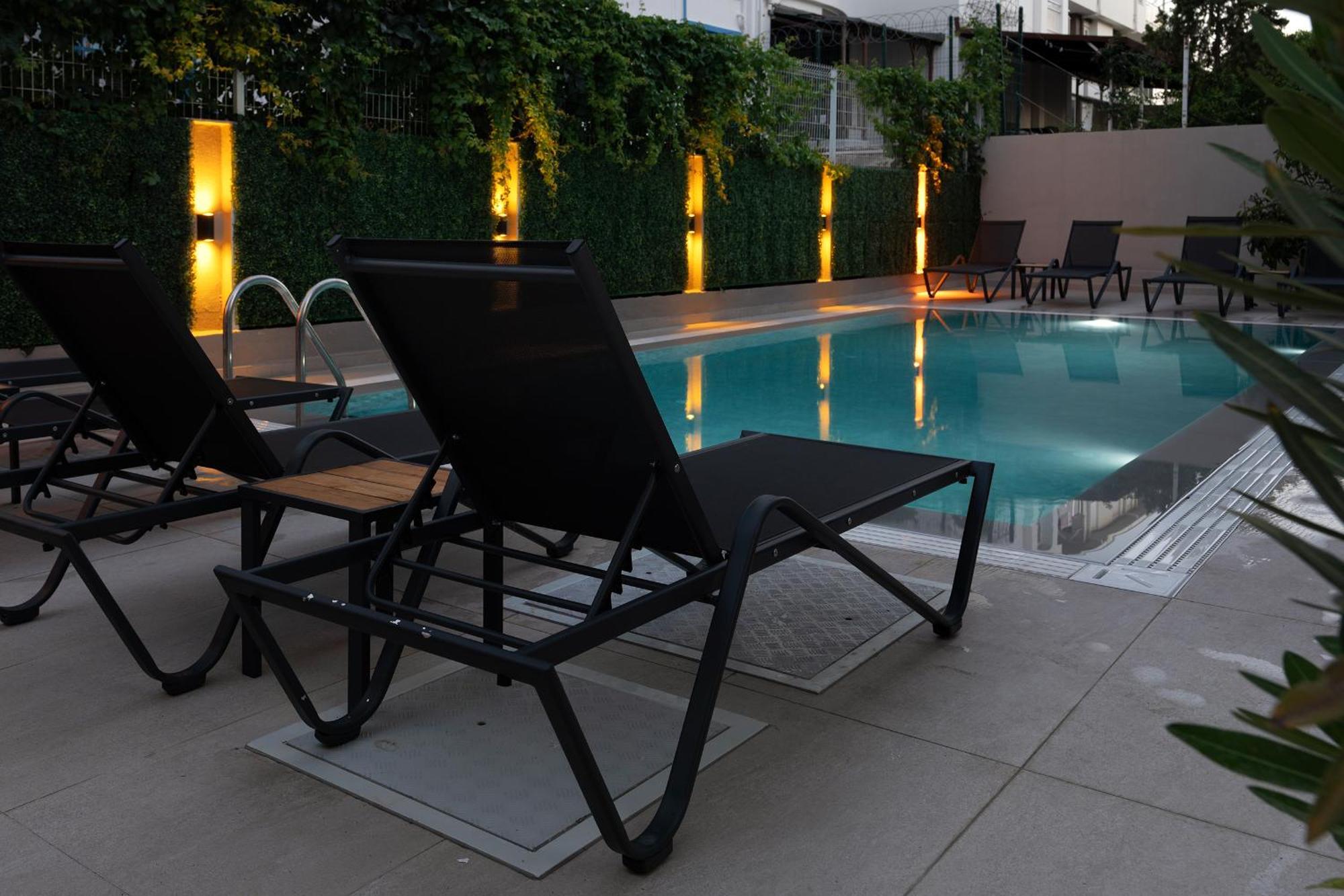 Doqu Suites Hotel Antalya Exterior photo