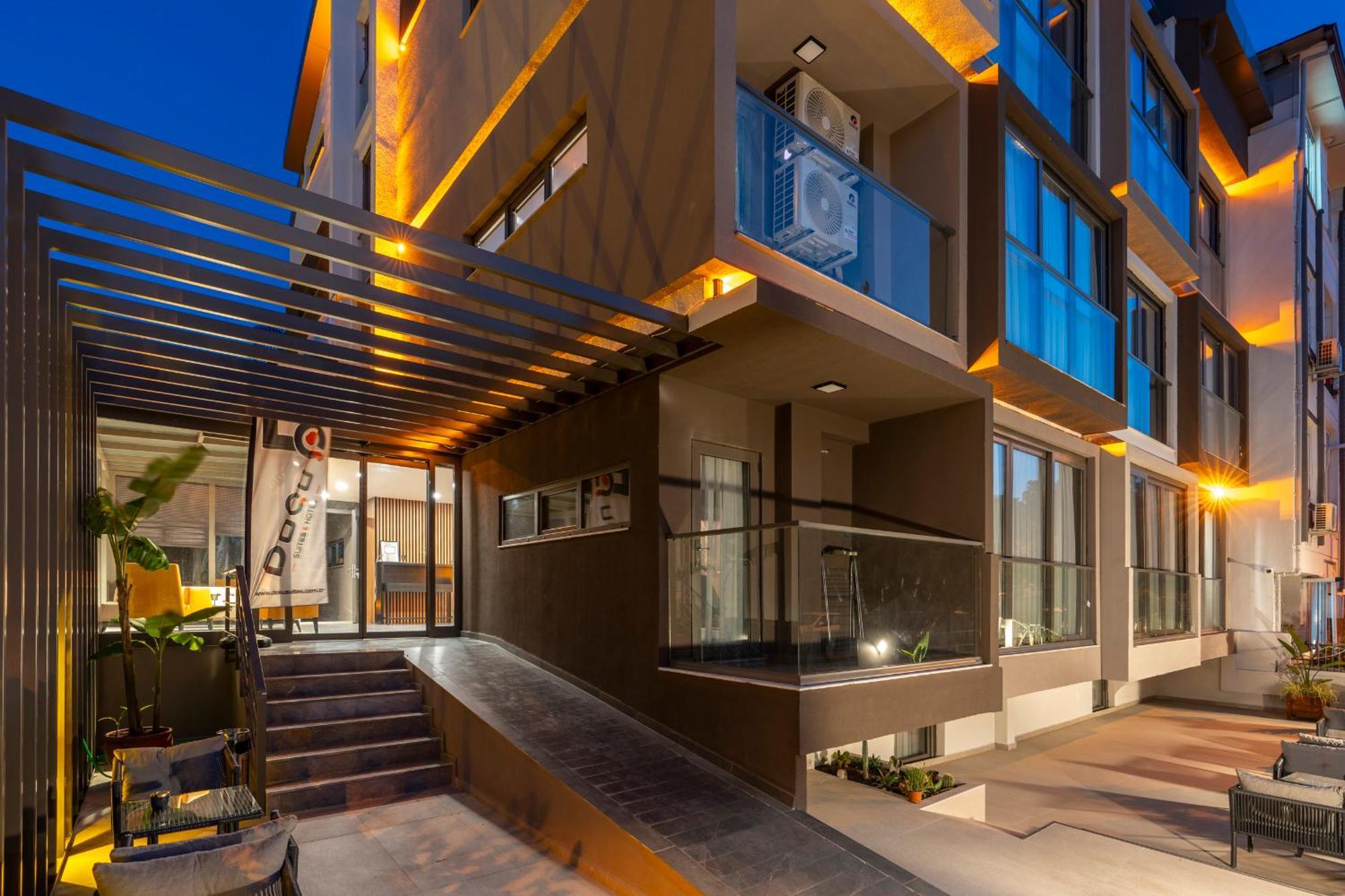Doqu Suites Hotel Antalya Exterior photo