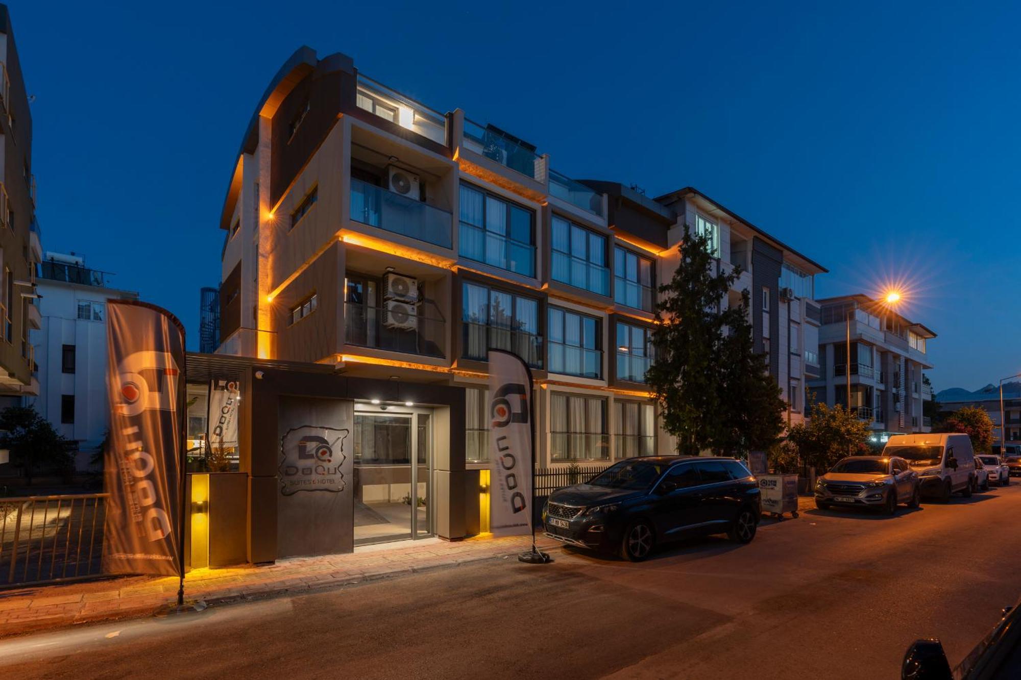 Doqu Suites Hotel Antalya Exterior photo